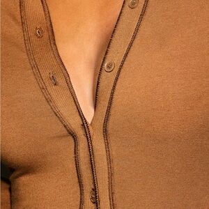 SKIMS Chai Cotton Jersey Plunge Henley Bodysuit